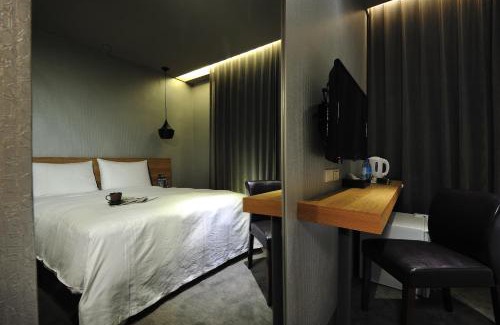 Banqiao Hotel | Forward Suites II