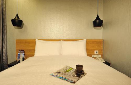 Banqiao Hotel | Forward Suites II