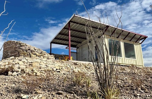 Terlingua Apartment | Fossil Knob Ridge -Sierra Vista: Ultra Modern