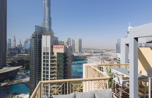 Downtown Dubai Apartment | Fountain View Signature Residence with Terrace | 135 SQM