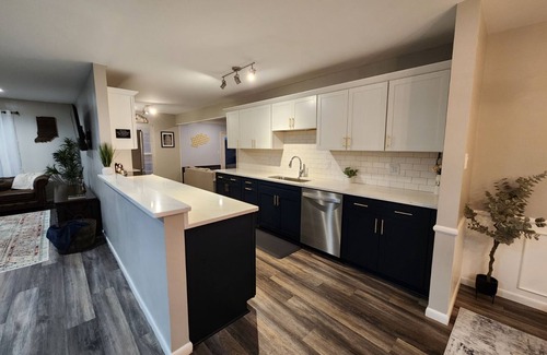 Terre Haute House | Four Bedroom Home In Terre Haute. ISU Rose Hulman