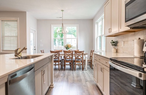 Aberdeen House | Four bedroom house in United States of America, Aberdeen