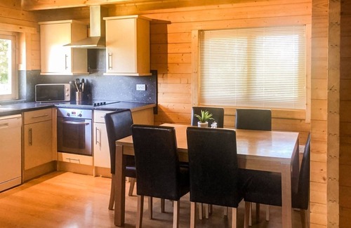 Broadwindsor Ski Chalet | Four berth lodge with one master double and one twin each with wardrobe.