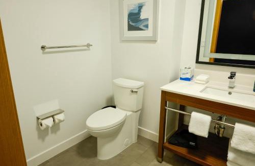 Austin Hotel | Four Points by Sheraton Austin Airport