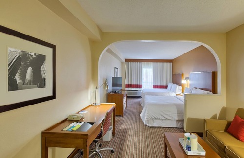 Pineville Hotel | Four Points by Sheraton Charlotte - Pineville