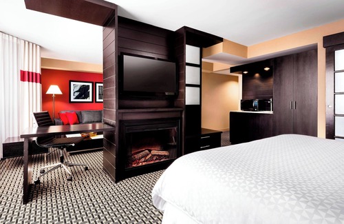Mississauga Hotel | Four Points by Sheraton Mississauga Meadowvale