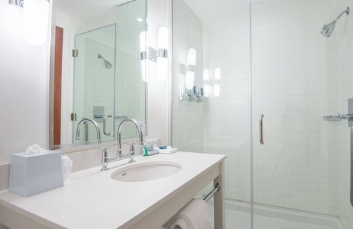 Stonebridge Hotel | Four Points by Sheraton Saskatoon