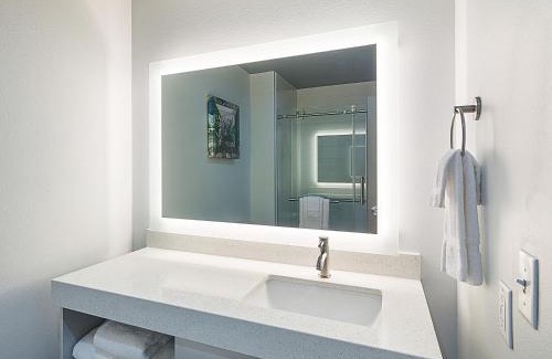 Plano Hotel | Four Points by Sheraton Plano