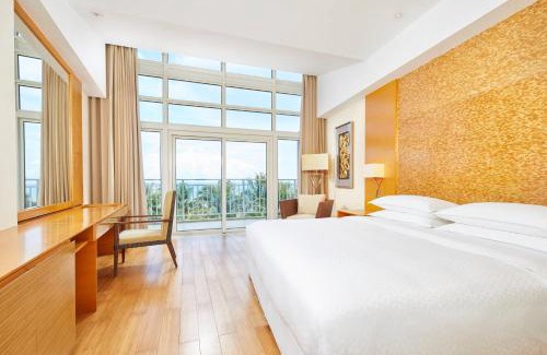 Wanning Hotel | Four Points by Sheraton Shenzhou Peninsula Resort