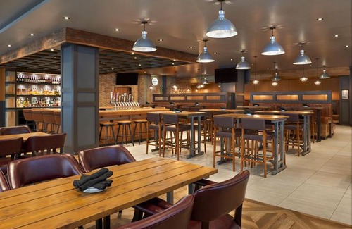 Windsor Hotel | Four Points by Sheraton Windsor Downtown