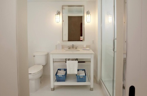 Fort Gary Hotel | Four Points by Sheraton Winnipeg South