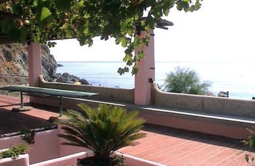 Copanello House | FOUR-ROOM SCORPIO