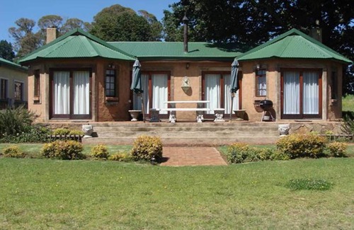 Dullstroom Cottage | Fox and Squirrel