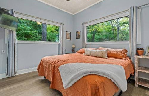 Luray House | Fox Den at Shenandoah River