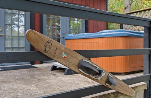 Luray House | Fox Den at Shenandoah River