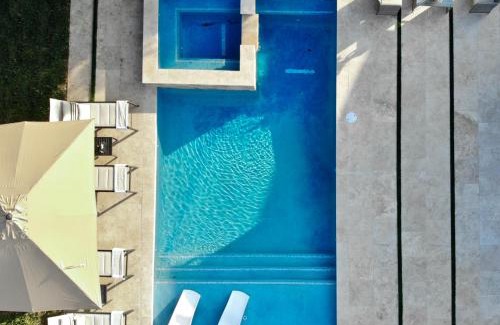 Central Fort Lauderdale Villa | Fox Garden Luxury Boho Near Downtown & Beach