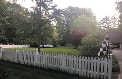 Indianapolis House | Fox Knoll 2-LRG Private Room-Grand Park, Concerts,Butler! Park-Like Setting!