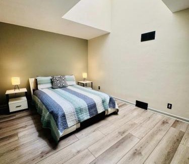 St. Charles Apartment | Fox Loft Above the Bars Below the Stars