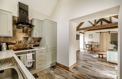 Beck Hole Cottage | FOXGLOVE, pet friendly, with hot tub in Goathland