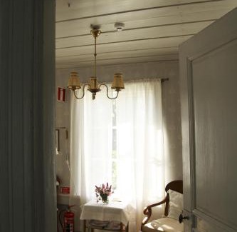 Nasviken Bed & Breakfast | Frägsta Hälsingegård B&B