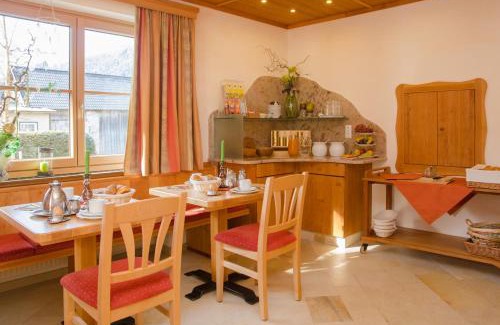 Hinterstoder House | Frühstückspension Haus Mayr