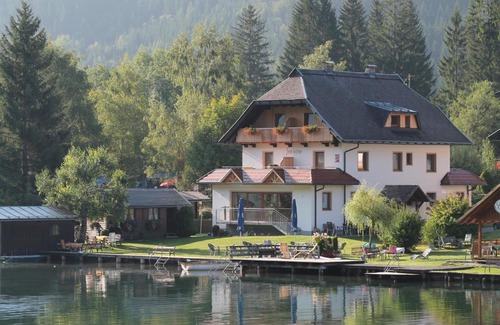 Gatschach Bed & Breakfast | Frühstückspension Seerose
