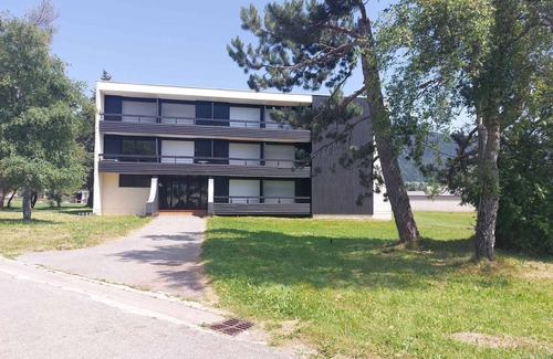 Autrans-Meaudre-en-Vercors Apartment | Renovated apartment in Autrans, ideal for nature and hiking