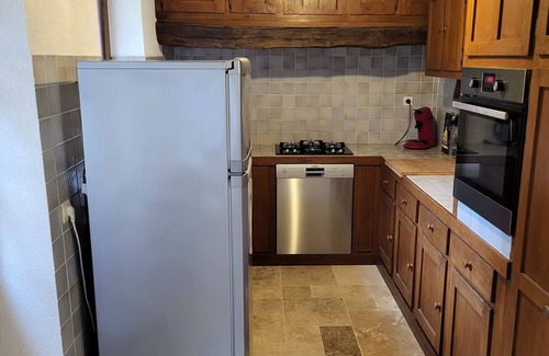 Rosnay Cottage | Charming Cottage in Heart of La Brenne - 3BR, Fishing Pond, Wi-Fi, Pet-Friendly, All-Inclusive Rates