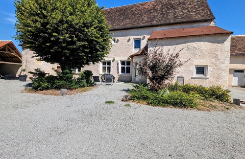 Douadic Cottage | Charming Renovated 11th-Century Cottage near Brenne Ponds - Sleeps 6, Terrace, BBQ, WiFi