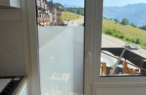 Doucy-Combelouviere Apartment | Appt 3p/5 Couchages en Parfait État, Très Bien Entretenu et Avec vue Imprenable