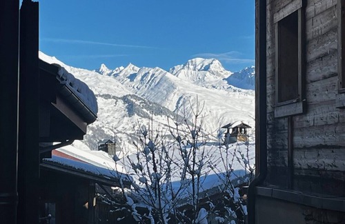 Aime Ski Chalet | Chalet de Charme en Plein Cœur de Montchavin