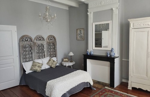 Port-Sainte-Foy-et-Ponchapt Villa | 300 m² Villa ∙ 4 bedrooms ∙ 8 guests