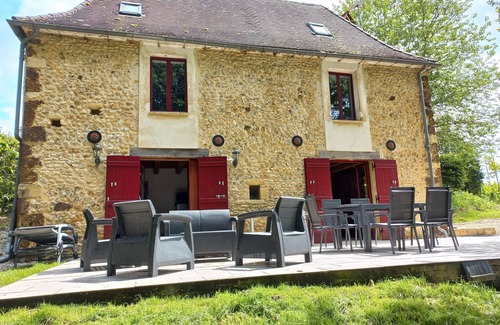 Rouffignac-Saint-Cernin-de-Reilhac House | In the heart of the Dordogne, house for 6, pool