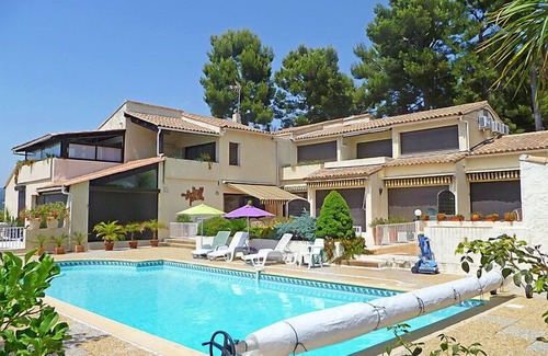 La Madrague Apartment | La Madrague d'Azur by Interhome