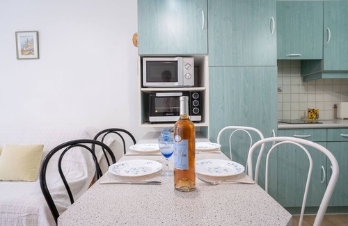 Les Lecques Apartment | Le Lido by Interhome