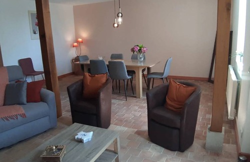 Saint-Hilaire-Saint-Mesmin House | 110 m² House ∙ 3 bedrooms ∙ 7 guests