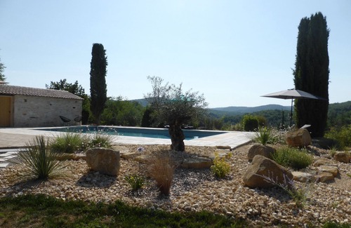 Saint-Jean-de-Maruejols-et-Avejan Cottage | LA VIGNE Mas des Trois Citernes Cottage for 10 people