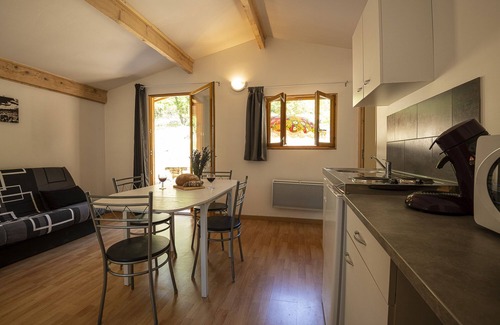 Saint-Jean-de-Maruejols-et-Avejan Ski Chalet | Chalets for 4 to 6 people (3)