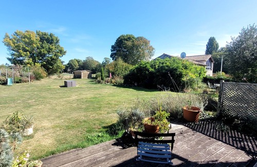Sainte-Innocence House | 1 bedroom gite with shared pool and garden