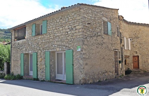 Sainte-Euphemie-sur-Ouveze House | 77 m² Gîte ∙ 3 bedrooms ∙ 5 guests