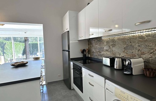 Sainte-Lucie-de-Porto-Vecchio House | Mini-villa with terrace and parking 300m from the beach