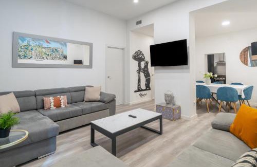 Palacio Apartment | FRANCINA groups TEATRO REAL, by MONARO*