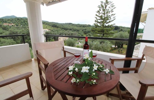 Agios Spyridon Corfu Apartment | Frankis Apartments Agios Spyridonas Perithia