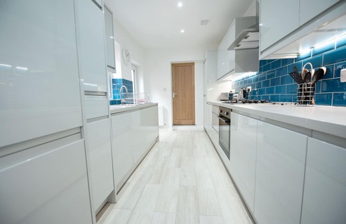 Reading House | Franklin Lodge - 4-Bed, 4-Ensuite Home