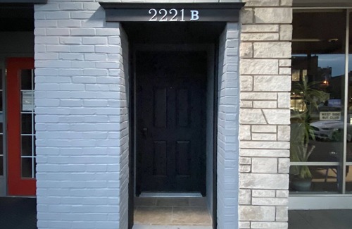Evansville Apartment | Franklin St Suite
