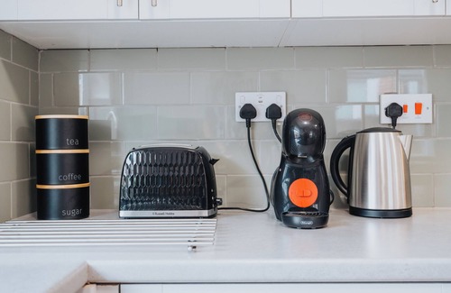 Bootle House | Franks house. 3 Bedroom house, sleeps 5. Just refurbished. Long stays welcome