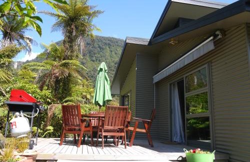 Franz Josef Glacier House | Franz Josef Treetops