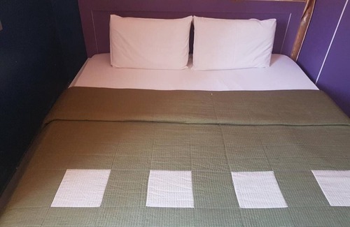 Jos Hotel | Franzy Suites And Lounge