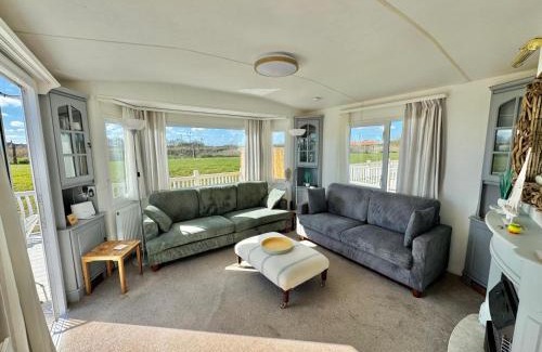 Anderby Creek Ski Chalet | Fraunie's Beach House Anderby Creek - Dog friendly