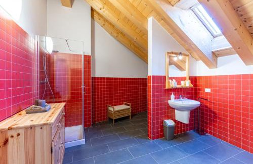 Raveo Apartment | Fravins E